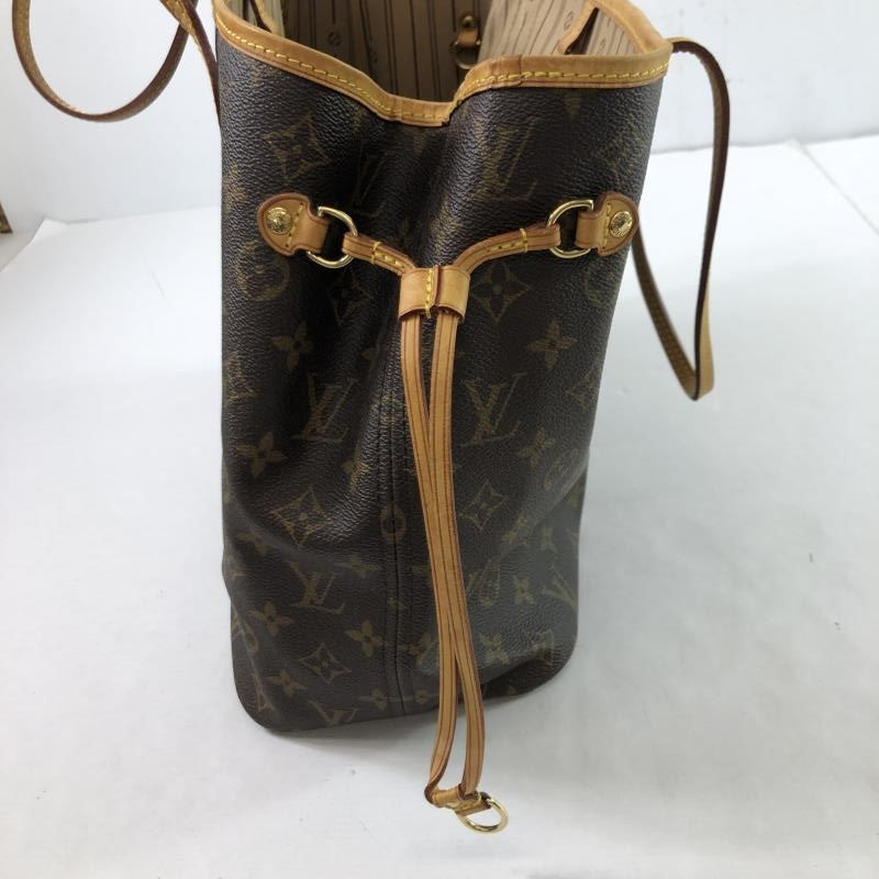 Louis Vuitton Monogram Neverfull MM Tote Bag