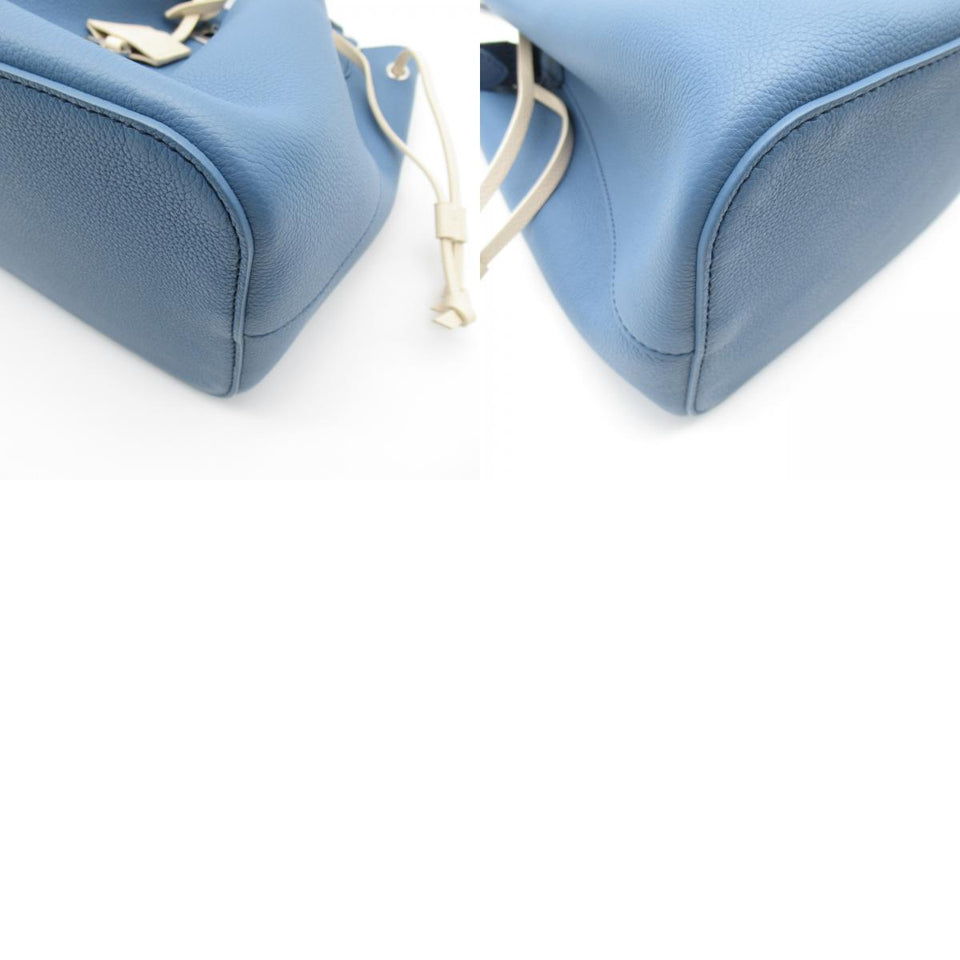 Louis Vuitton Lock Me Bucket Shoulder Bag Leather Taurillon