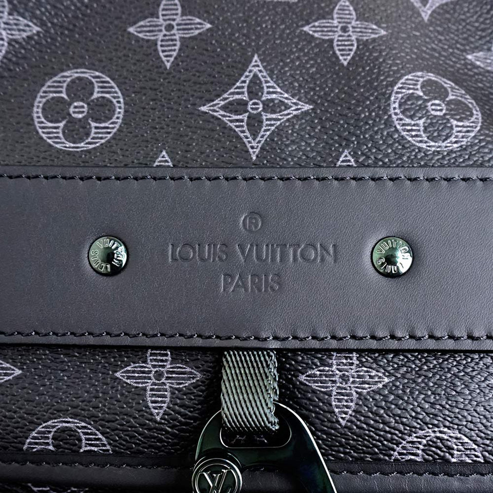 Louis Vuitton Monogram Eclipse Discovery Rucksack Daypack Backpack Black