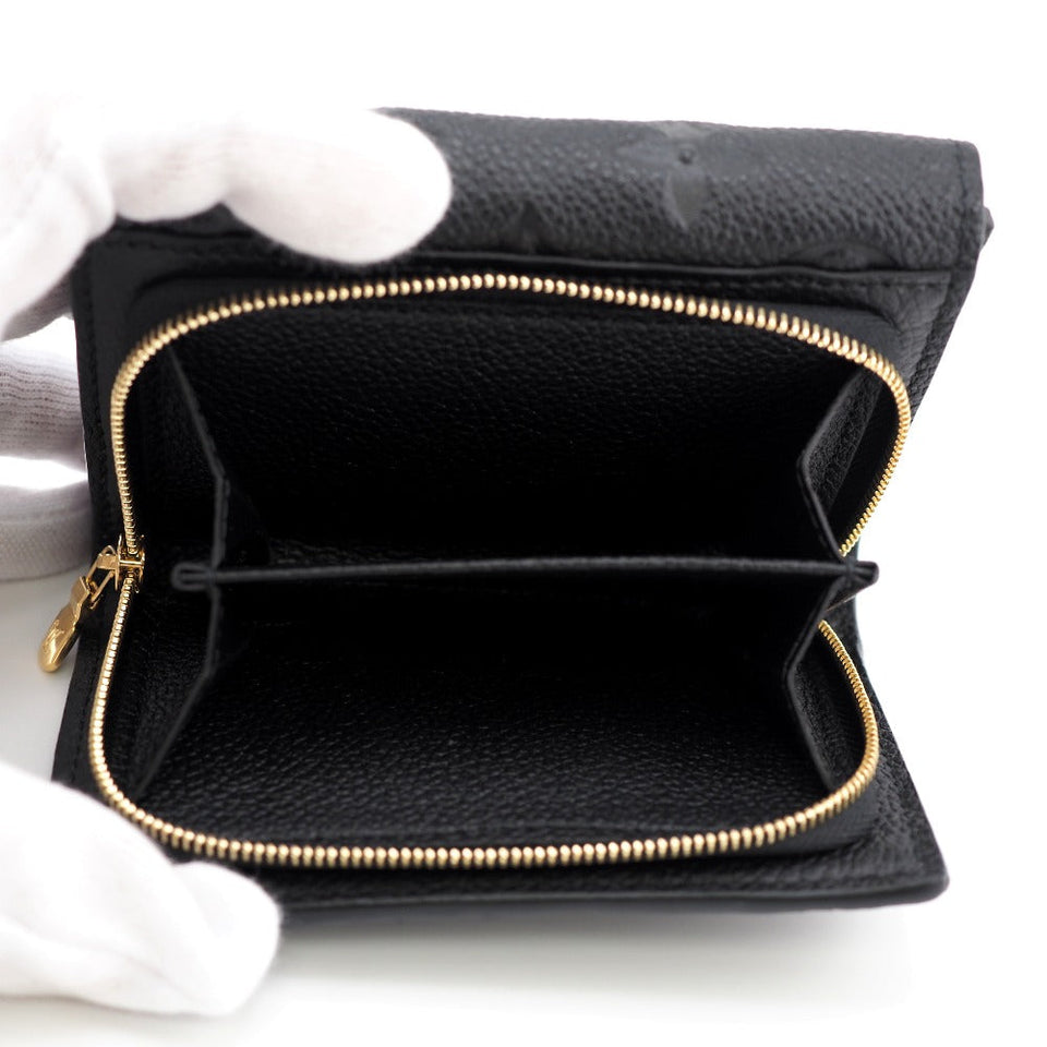 Louis Vuitton Portefeuille Metis Compact Monogram Implant Trifold Wallet Black