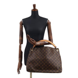 Louis Vuitton Monogram Artsy MM Shoulder Bag Brown