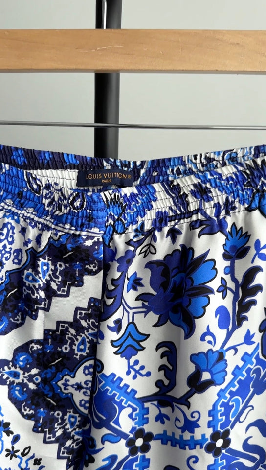 Louis Vuitton Blue and White Silk Twill Bandana Print Shorts - 38