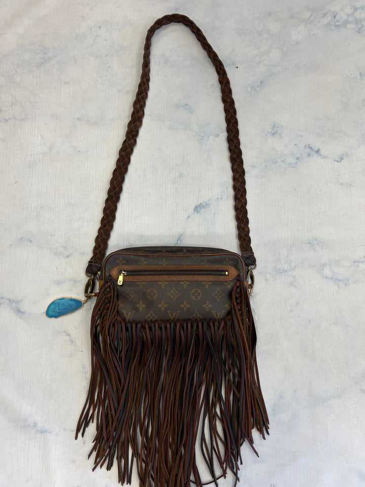 Handbag Luxury Designer By Louis Vuitton Size: Small