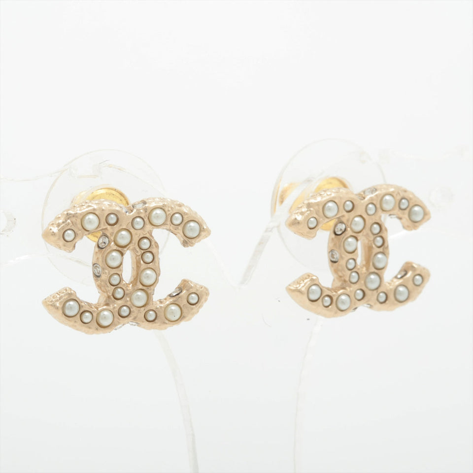 Chanel Coco Logo Gold Pearl Earrings Costume Jewellery 2024