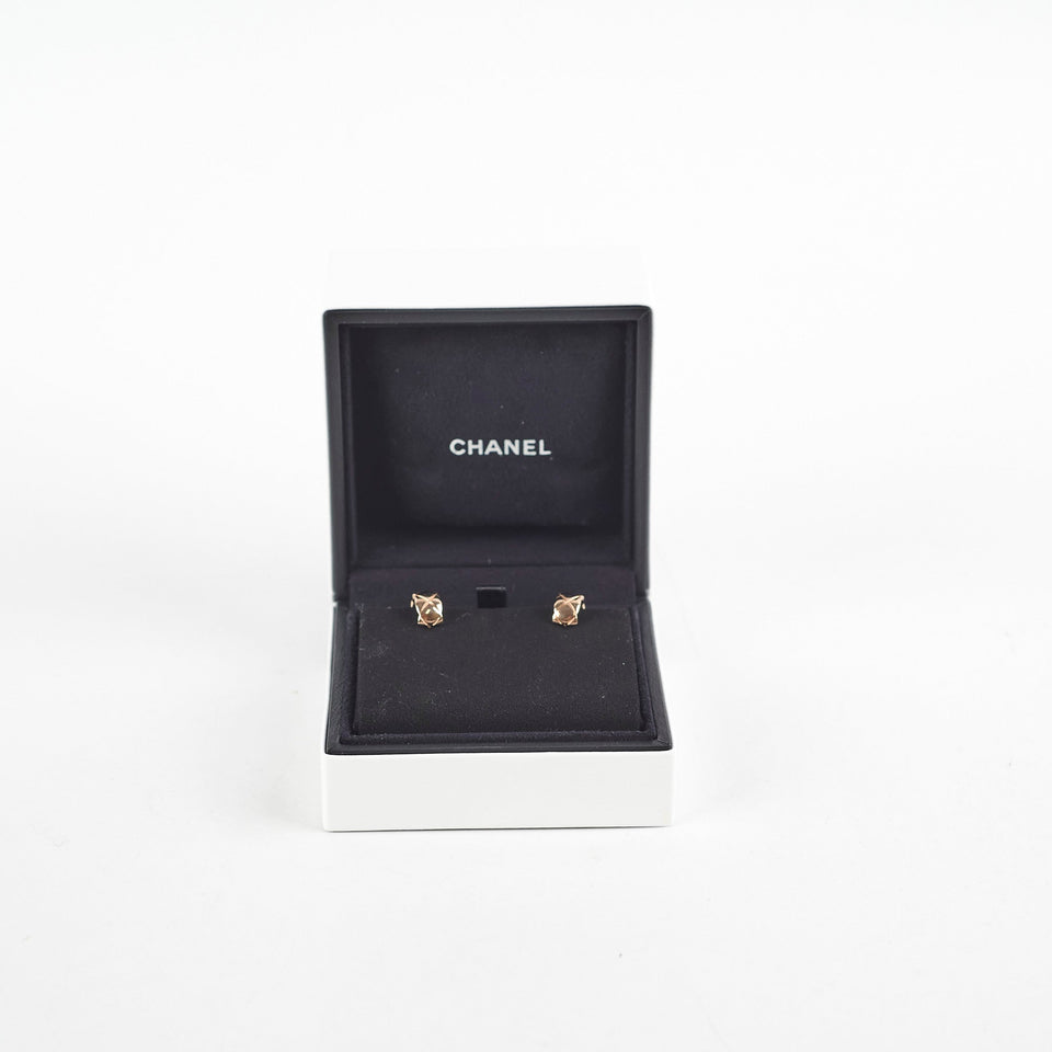 Chanel Coco Crush Earrings - Beige Gold