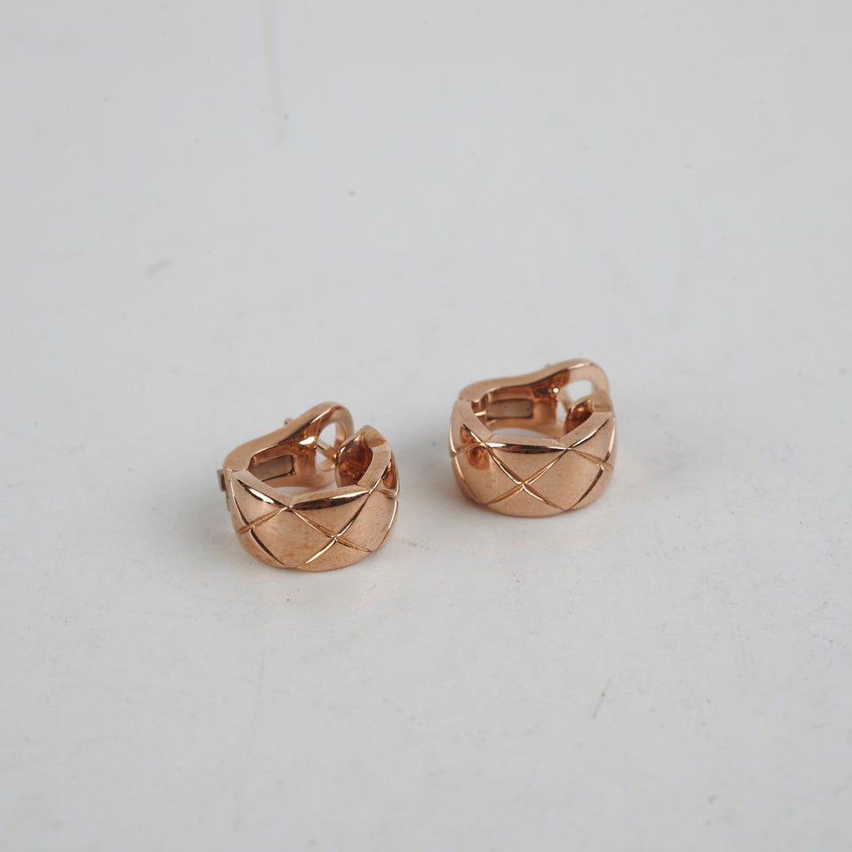Chanel Coco Crush Earrings - Beige Gold