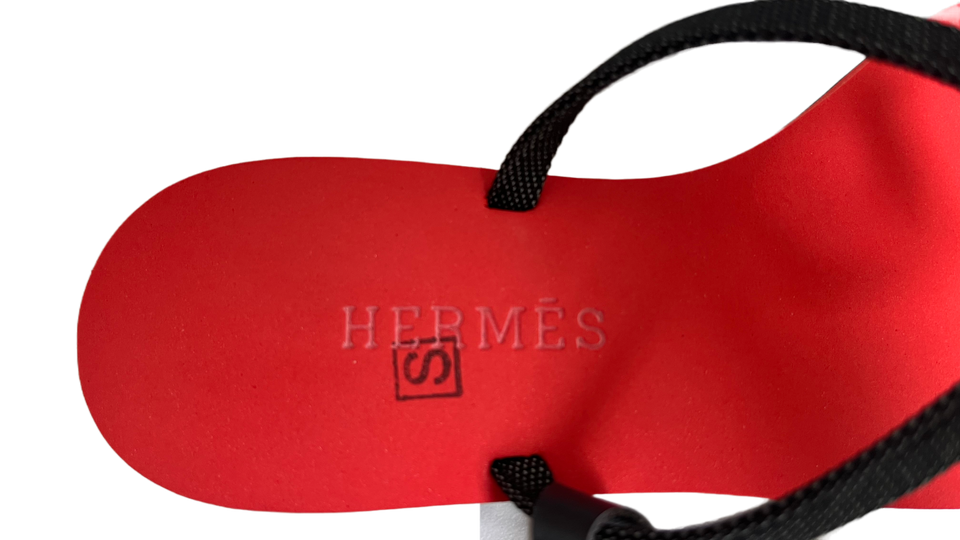Hermes Kala Nera Sandals Rouge
