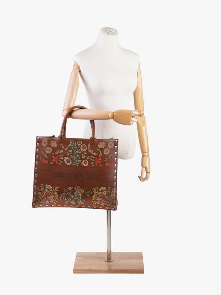 Christian Dior Book Tote Brown / Floral Leather Large