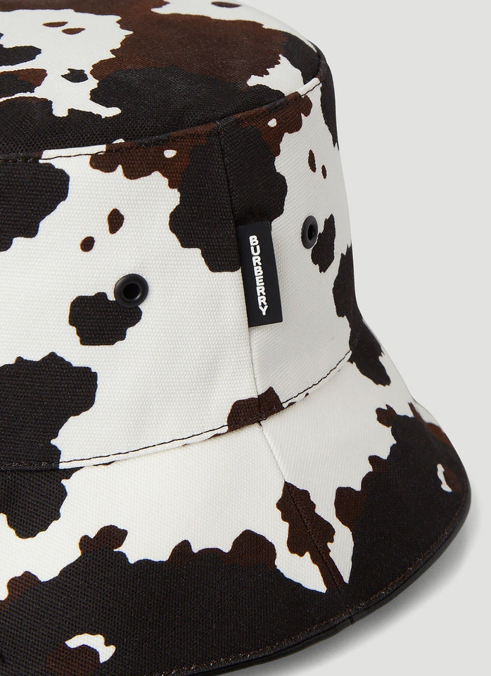 Burberry LOGO PATCH COW PRINT BUCKET HAT
