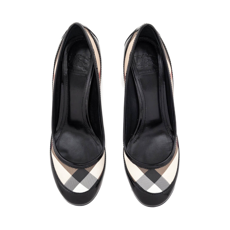 Burberry Black Patent & Nova Check Pumps Size US 9 | EU 39