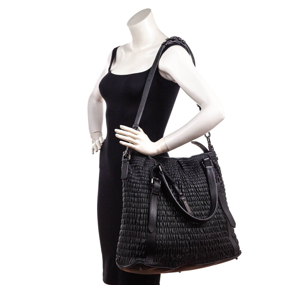 Burberry Dark Green Ruched Leather Large Lowry Satchel
