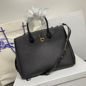 Burberry Shoulder Tote Bag BG0525012