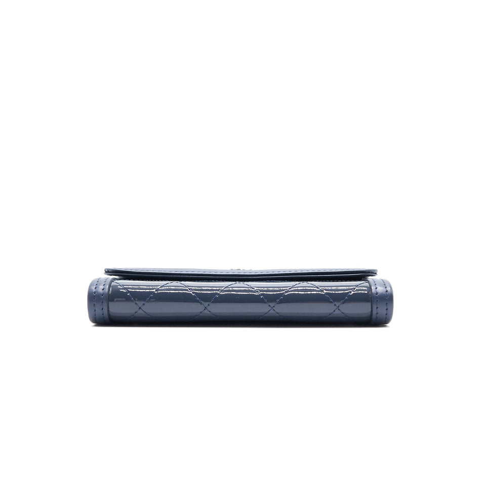 Chanel Flap Wallet Patent Leather Dark Blue Serial 20