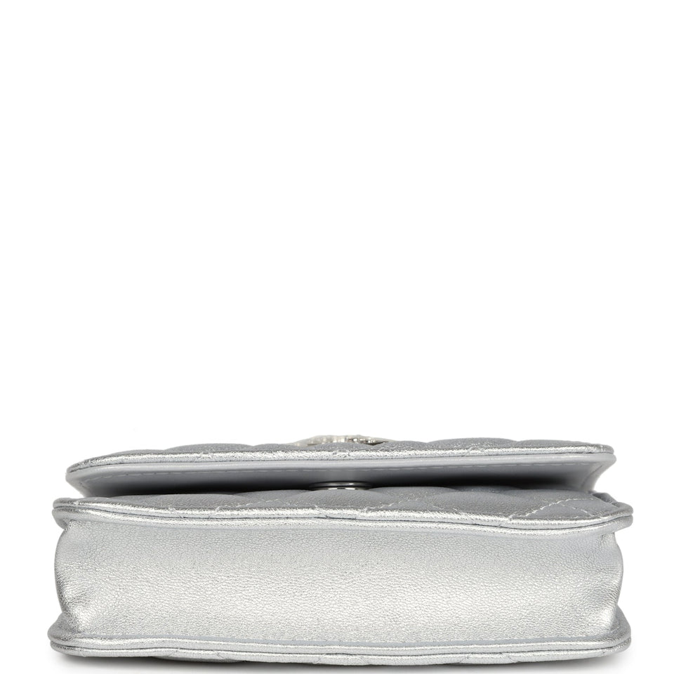 Chanel Crystal CC Walk Of Fame Clutch Wallet Silver Metallic Goatskin Silver Hardware