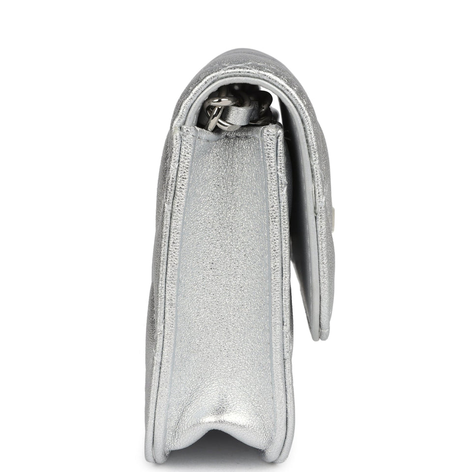 Chanel Crystal CC Walk Of Fame Clutch Wallet Silver Metallic Goatskin Silver Hardware