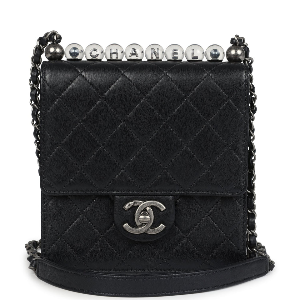 Chanel Chic Pearls Flap Bag Black Calfskin Aged Ruthenium Hardware