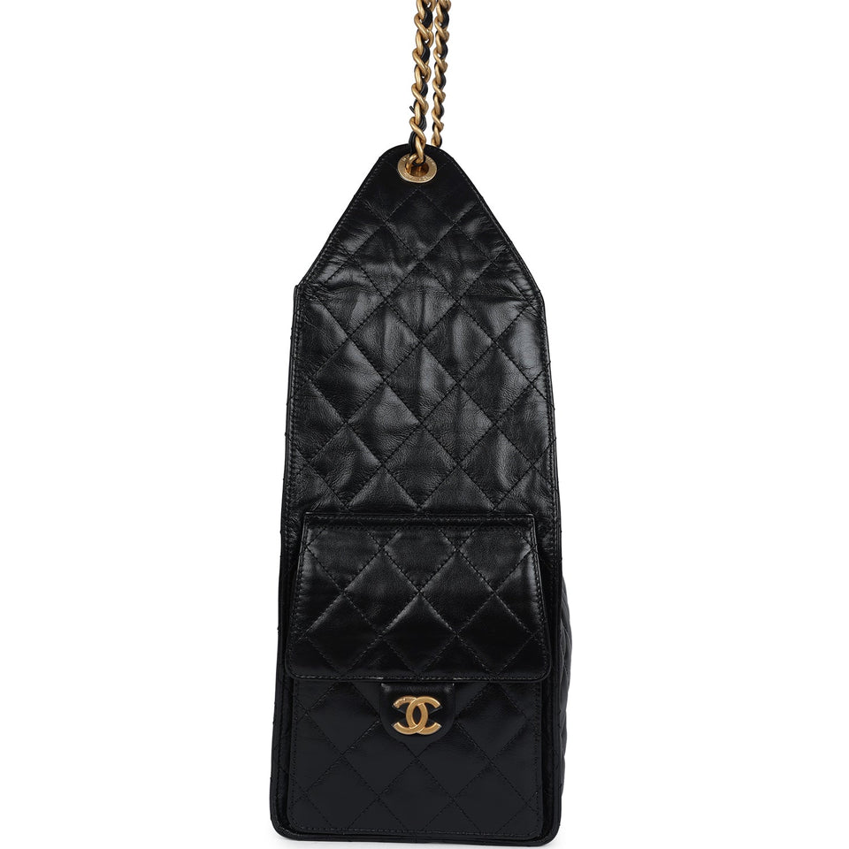 Chanel Medium 25 Hobo Bag Black Shiny Lambskin Antique Gold Hardware
