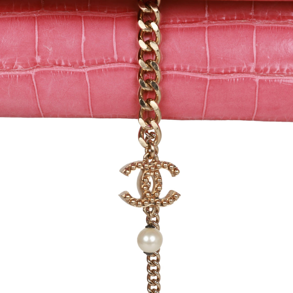 Chanel Vintage Chain Envelope Evening Clutch Bag Pink Crocodile Gold Hardware