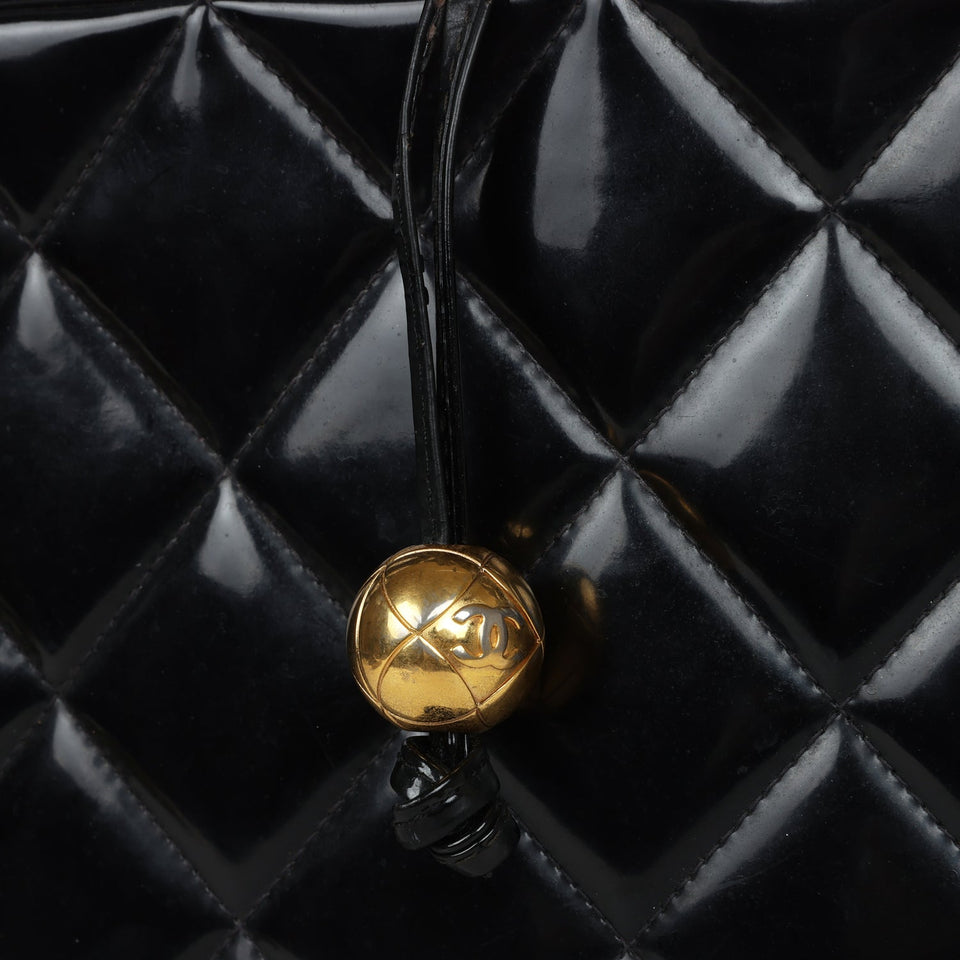 Chanel Vintage Lunchbox Vanity Black Patent Leather Gold Hardware