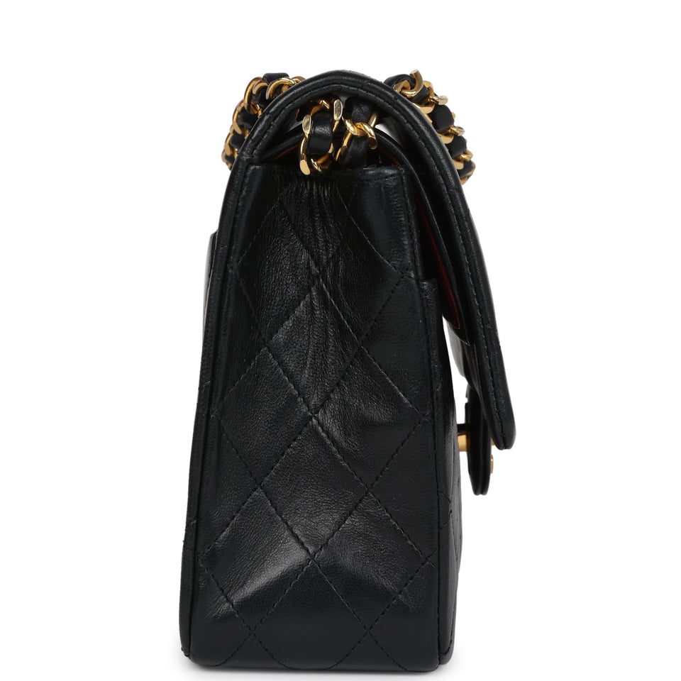 Chanel Vintage Medium Classic Double Flap Bag Black Lambskin Gold Hardware