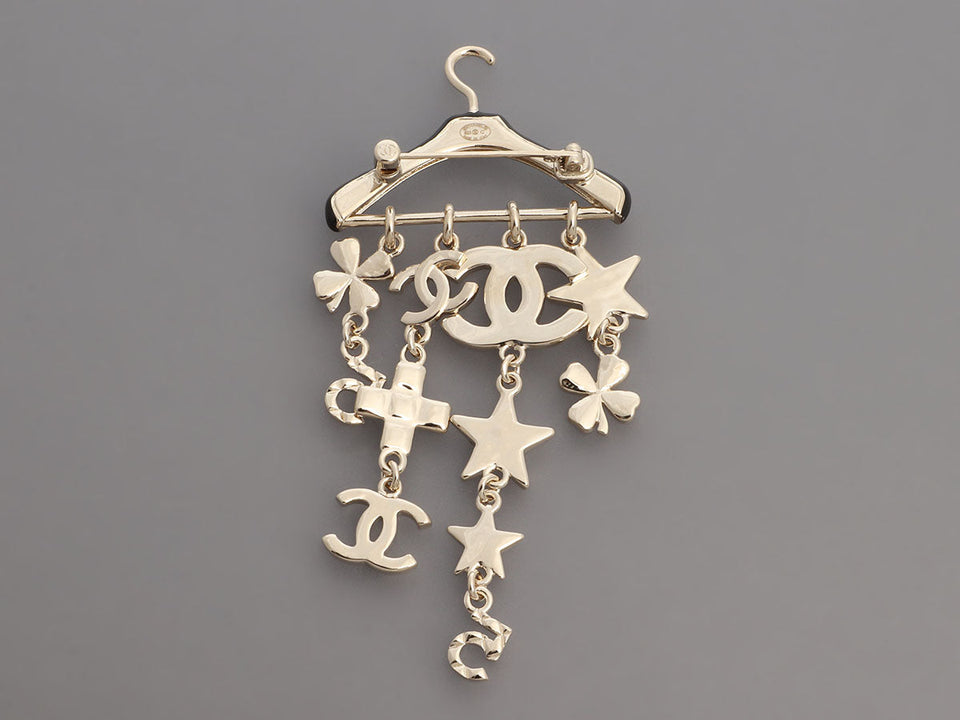 Chanel CC Logo Charms Clothes Hanger Brooch