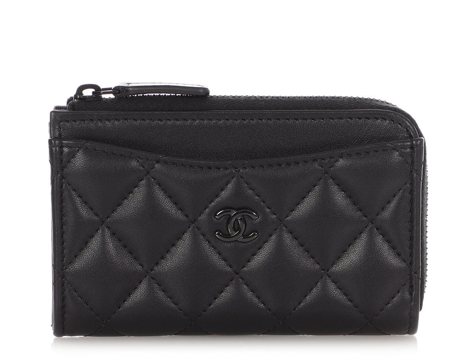 Chanel Black Quilted Lambskin Zip Around  Holder