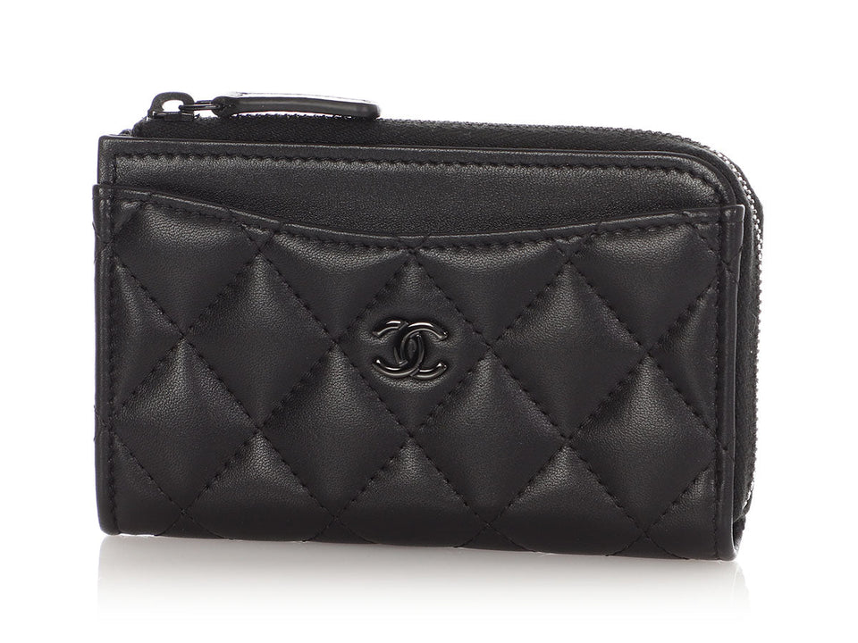 Chanel Black Quilted Lambskin Zip Around  Holder
