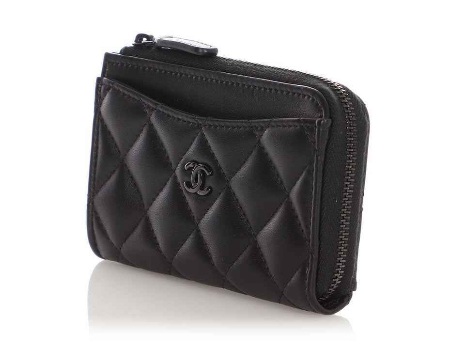 Chanel Black Quilted Lambskin Zip Around  Holder