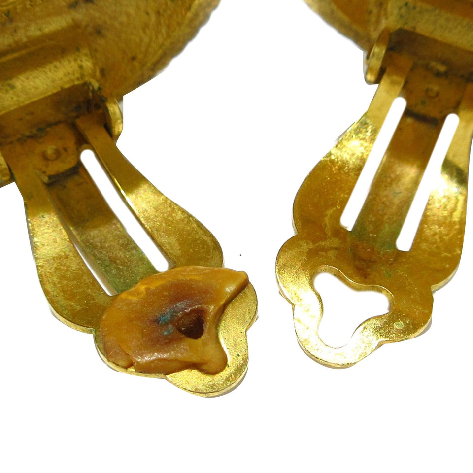 Chanel CC Clip On Earrings (SHG-CiOKzo)
