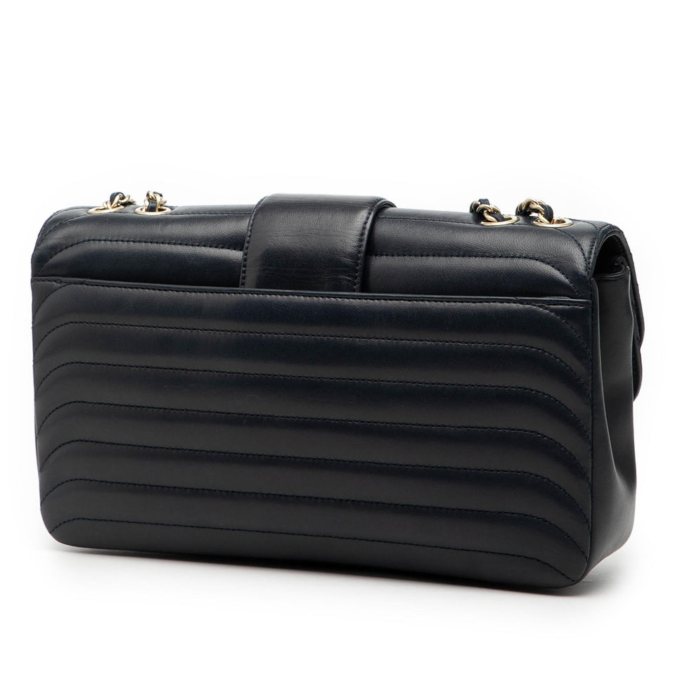 Chanel CC Horizontal Quilted Lambskin Double Flap