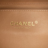 Chanel CC Quilted Lambskin Clutch With Chain (SHG-1pgPyi)
