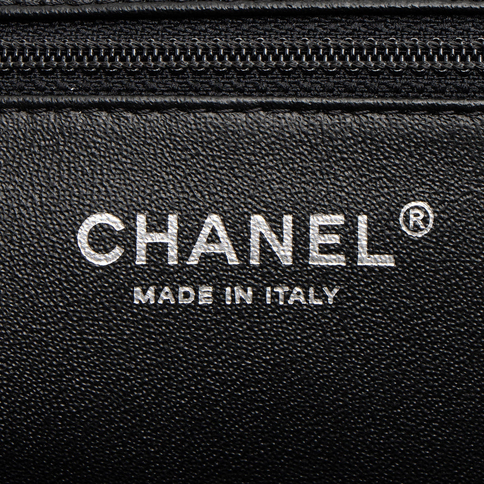 Chanel Caviar Leather CC Frame Clutch (SHF-sS7xNc)