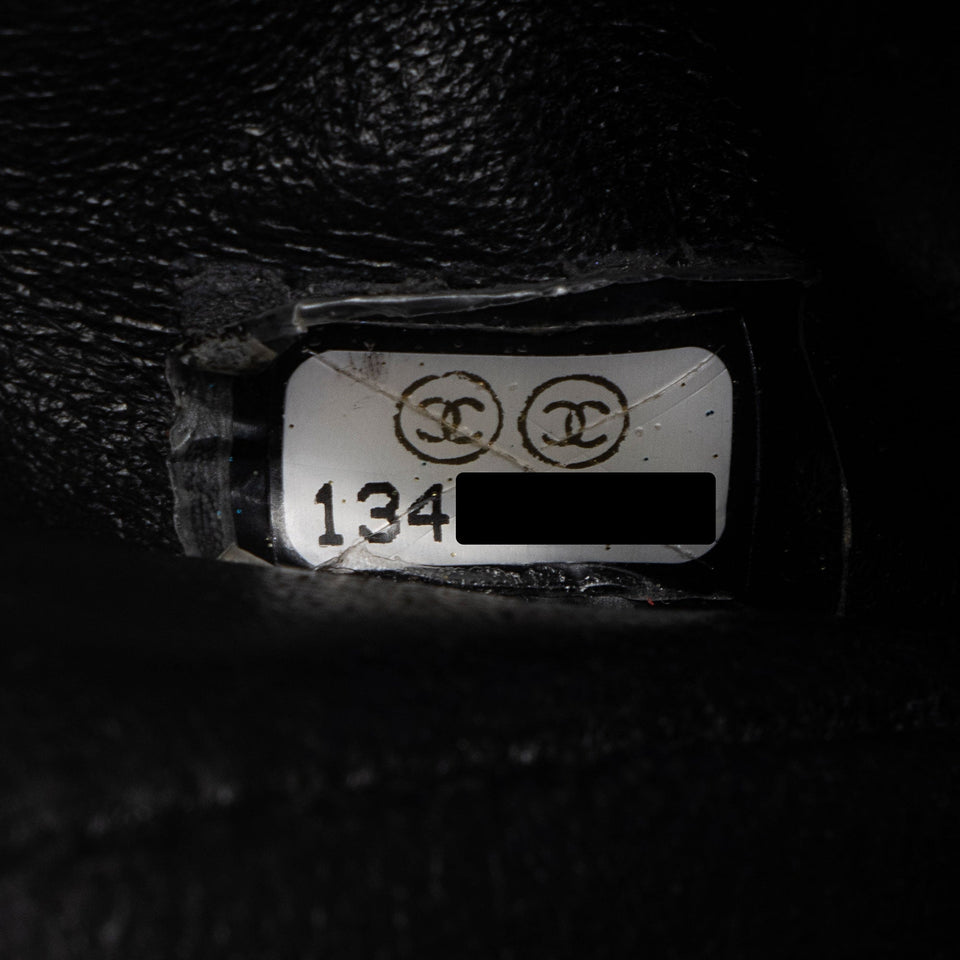 Chanel Caviar Leather Classic Maxi Single Flap Bag