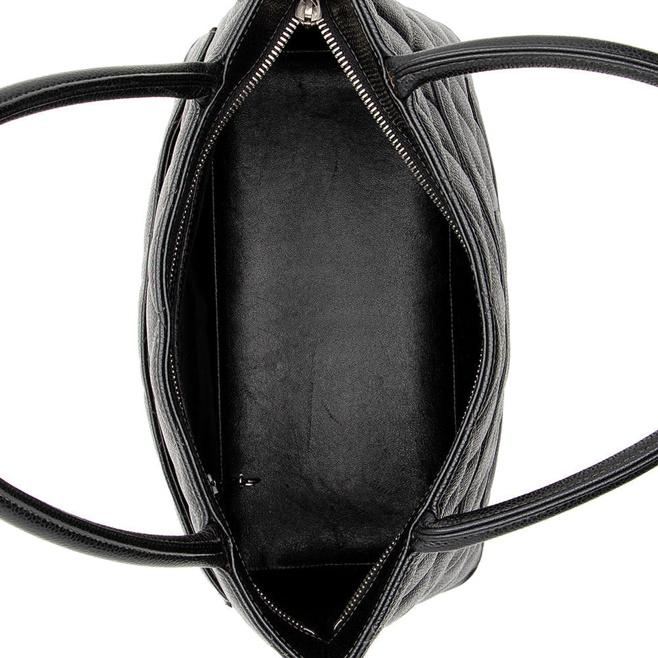 Chanel Caviar Leather Medallion Tote (SHF-16862)