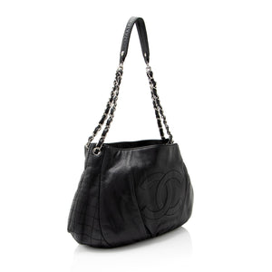 Chanel Caviar Leather Timeless CC Shoulder Bag