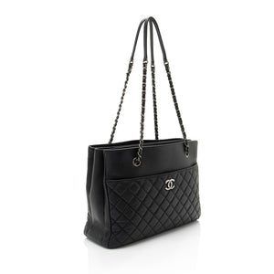 Chanel Caviar Leather Urban Companion Tote (SHF-nAN9Fg)