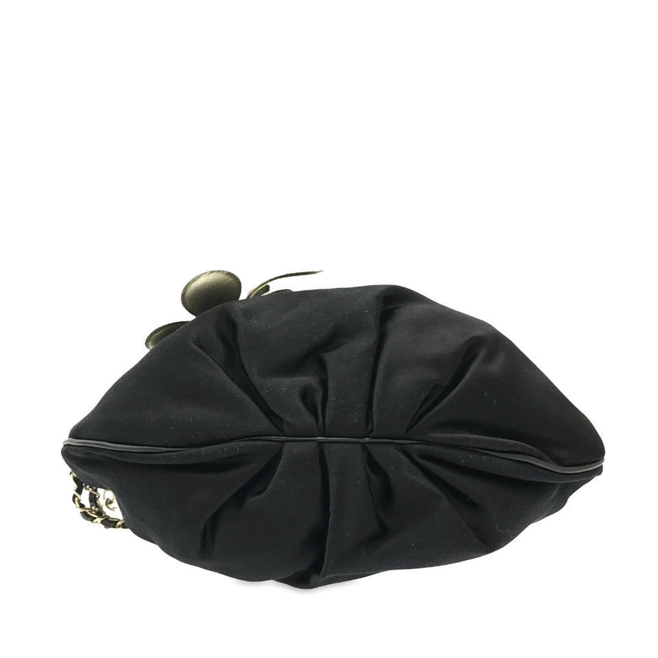 Chanel Four Leaf Clover Satin Clutch (SHG-3eDRCJ)