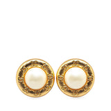 Chanel Gold Plated CC Faux Pearl Clip on Earrings (SHG-ziw21R)