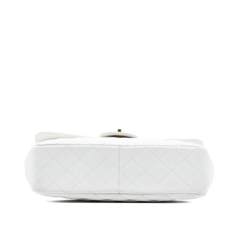 Chanel Jumbo Classic Caviar Single Flap