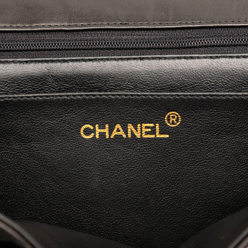Chanel Jumbo Classic Lambskin Single Flap
