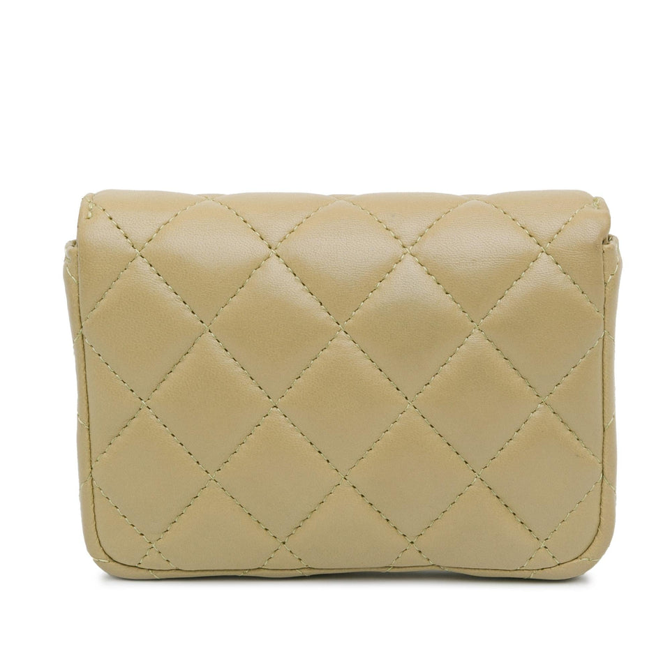 Chanel Lambskin Enamel Coco Hearts Clutch with Chain (SHG-eIwWFs)