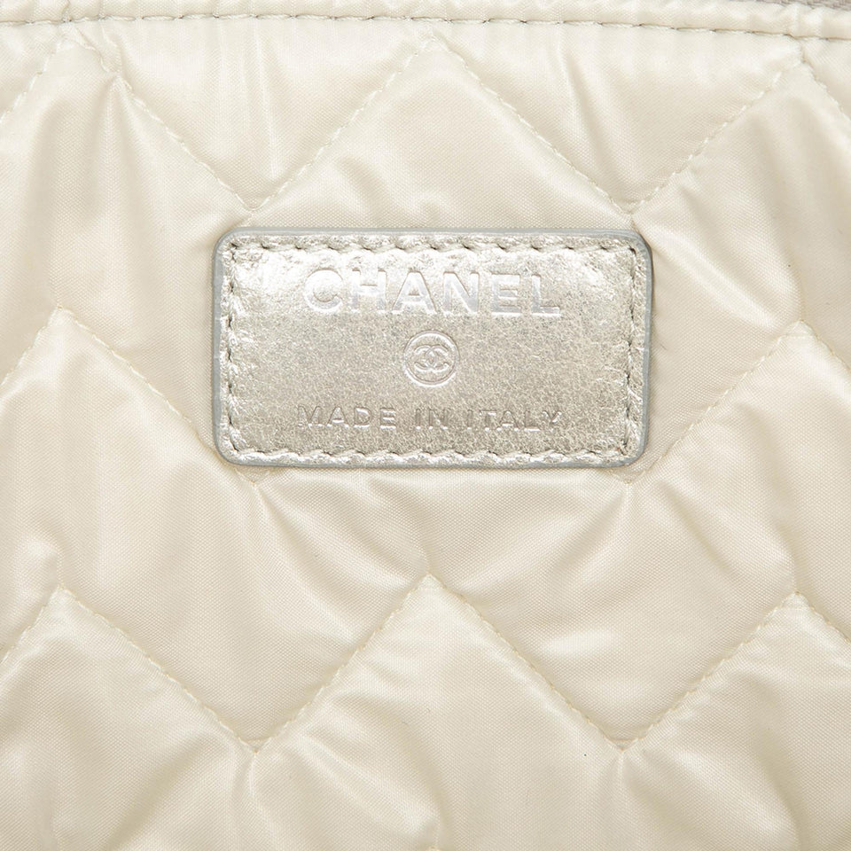 Chanel Large Chevron Metallic Calfskin O Case Clutch