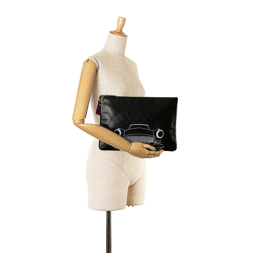 Chanel Large Printed Lambskin La Habana O Case Clutch (SHG-Zimn5u)