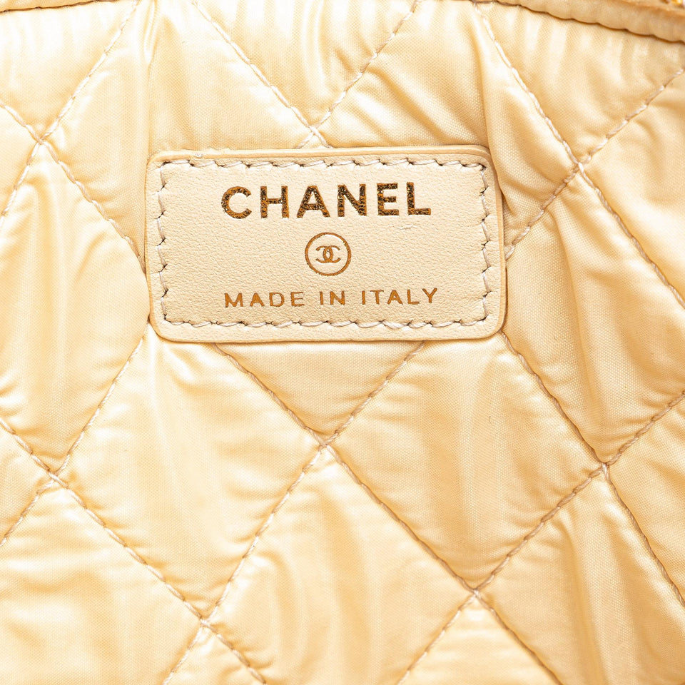 Chanel Large Raffia Deauville O Case Clutch