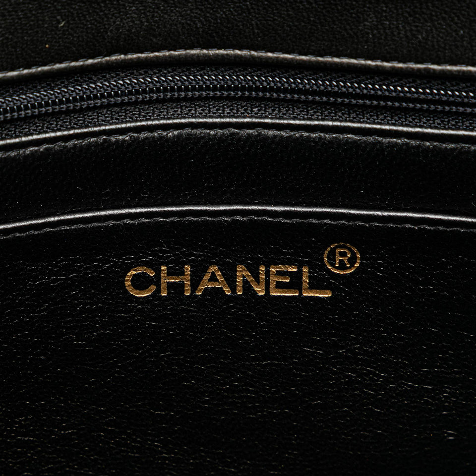 Chanel Medium CC Quilted Lambskin Border Single Flap