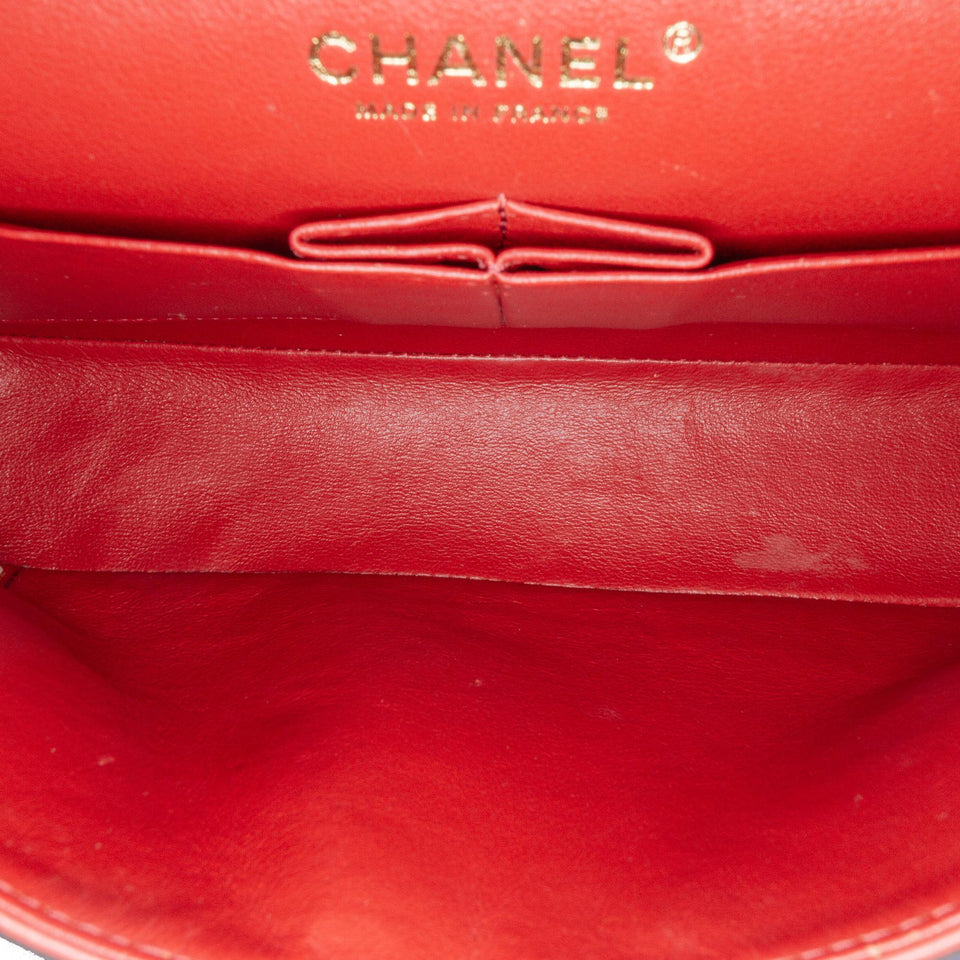 Chanel Medium Classic Chevron Lambskin Double Flap