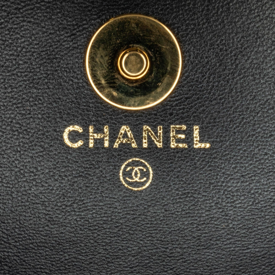 Chanel Patent Frame Clutch Flap with Chain (SHG-kmbz5Y)