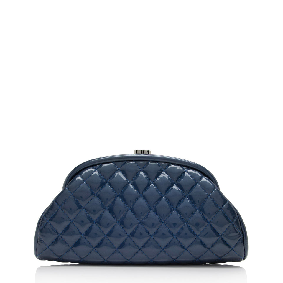 Chanel Patent Leather Timeless Clutch (SHF-UYzBin)