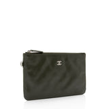 Chanel Quilted Calfskin Small Chanel 22 Pochette (SHF-t2desI)