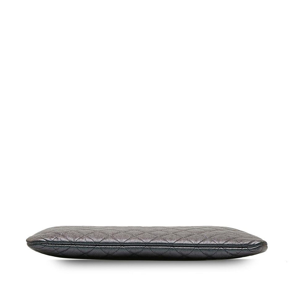 Chanel Quilted Caviar O Case Clutch (SHG-6m9479)